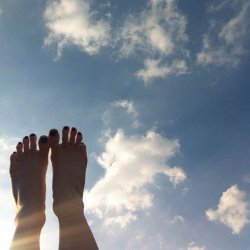 Maisie-Williams-Feet-1558072.jpg