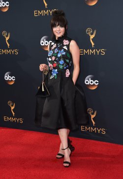 Maisie-Williams-Feet-2430729.jpg