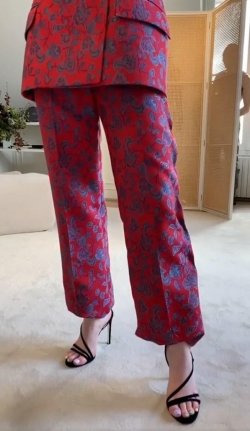 Maisie-Williams-Feet-4879596.jpg