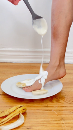 GFBF 7 - Banana Split Foot 4.png