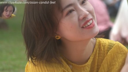4k - So beautiful and dirty feet.mp4_snapshot_00.53.517.jpg