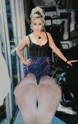 tiffany-wants-her-socked-feet-worshipped.jpg