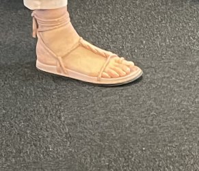 sandals3.jpg
