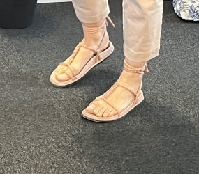 sandals2.jpg