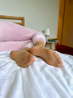 Nylon soles.png