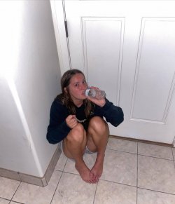 Peyton-Coffee-Feet-7489375.jpg