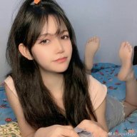 Asianteenfeets