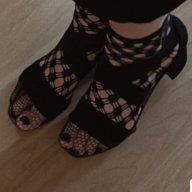 feet420