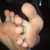 Theonewhofeedsonfeet